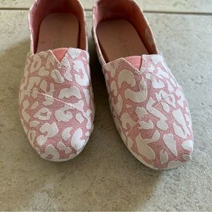 TOMS alpargata slip on. Size 8 pink and white with a little sparkle